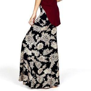 Novella Royale Dahlia Skirt